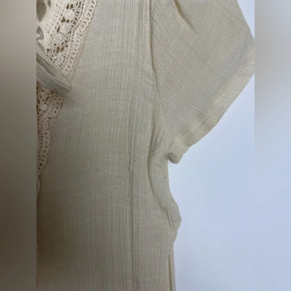 Cream Lace-Trimmed Women's Top with Bow Tie - Picture 7 of 14